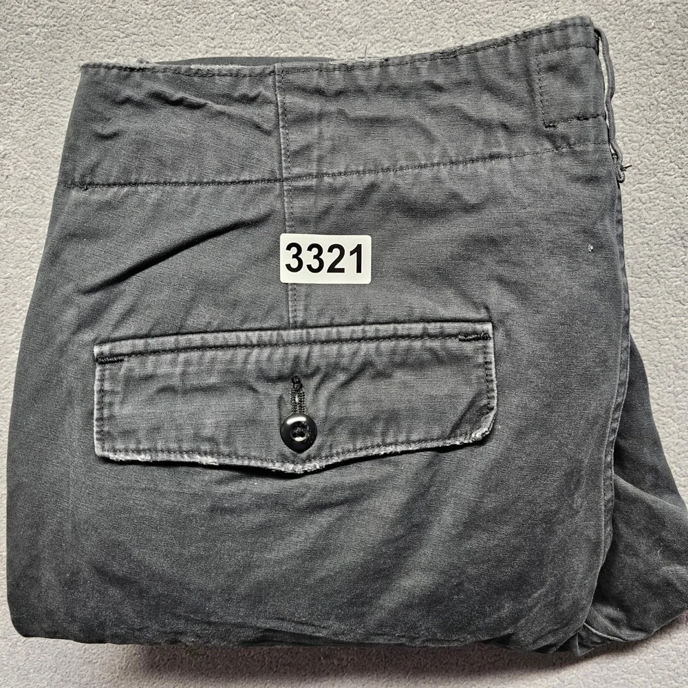 Abercrombie & Fitch Cargo Pants Mens Size 33x32 Gray Athletic Slim Fit Ankle Zip